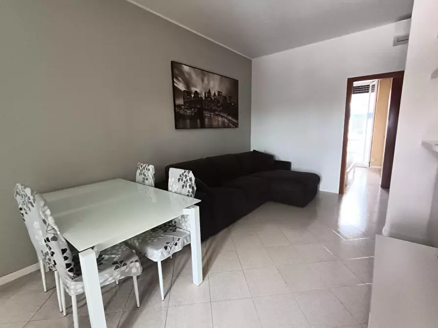 Immagine 4 di Appartamento in vendita  a Milano