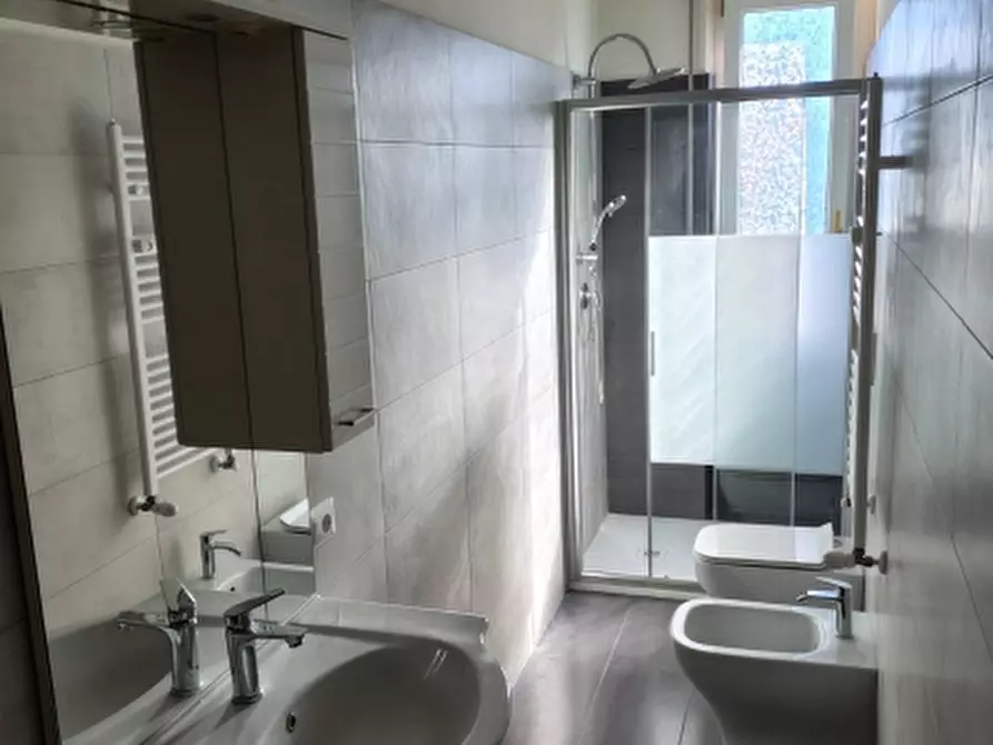 Immagine 13 di Appartamento in affitto  a Milano