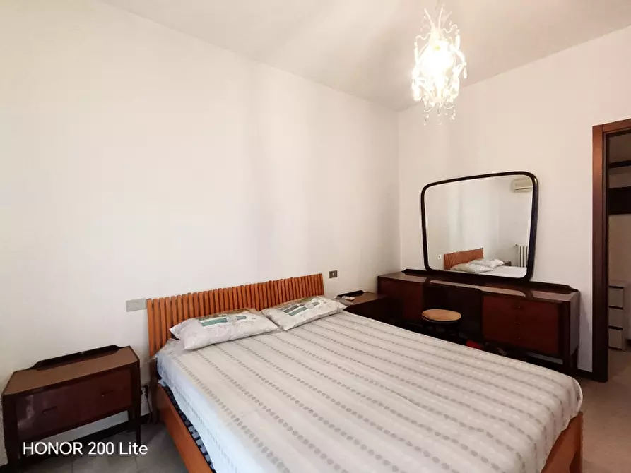 Immagine 19 di Appartamento in affitto  a Milano