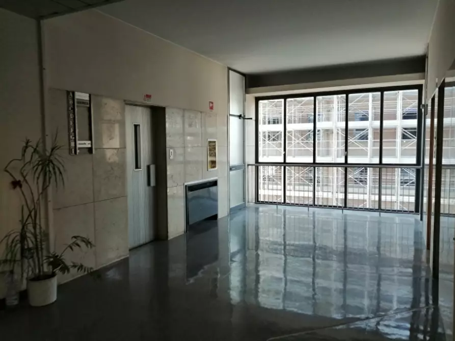 Immagine 19 di Appartamento in affitto  a Milano