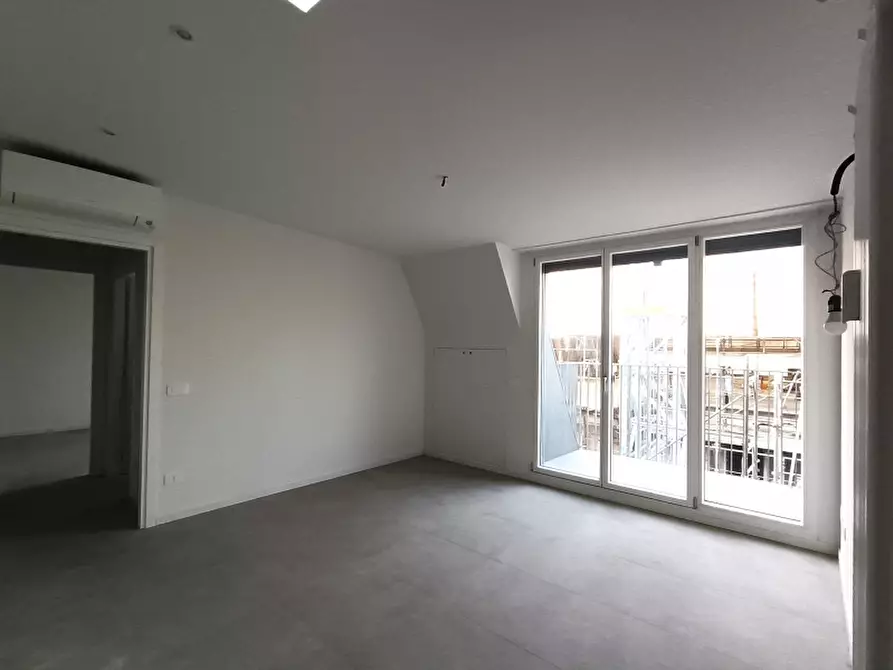 Immagine 5 di Appartamento in affitto  a Milano