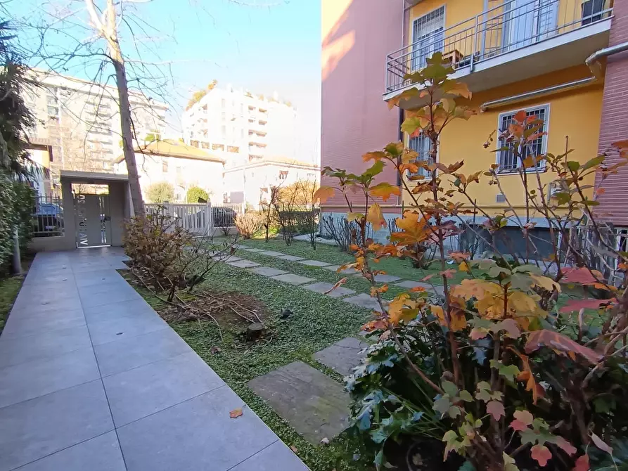 Immagine 22 di Appartamento in affitto  a San Donato Milanese