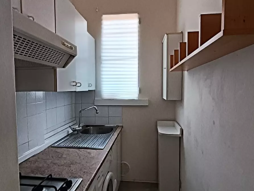 Immagine 9 di Monolocale in affitto  a Milano