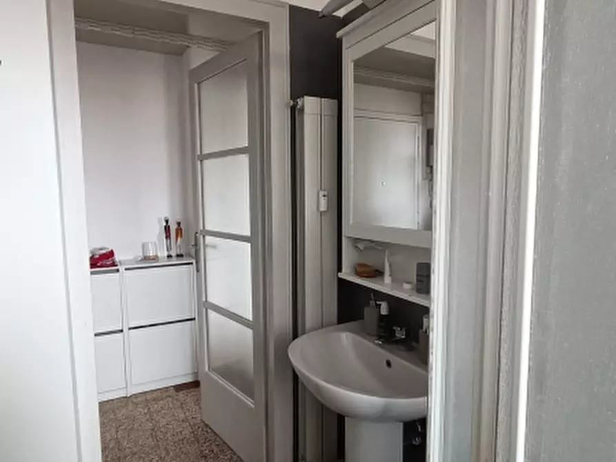 Immagine 17 di Appartamento in affitto  a Milano