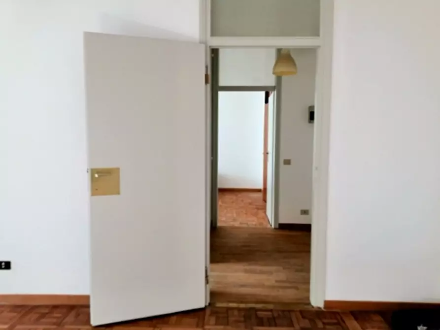 Immagine 13 di Appartamento in affitto  a Milano