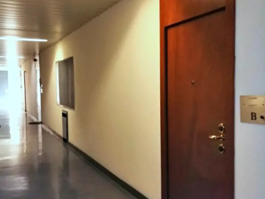 Immagine 17 di Appartamento in affitto  a Milano