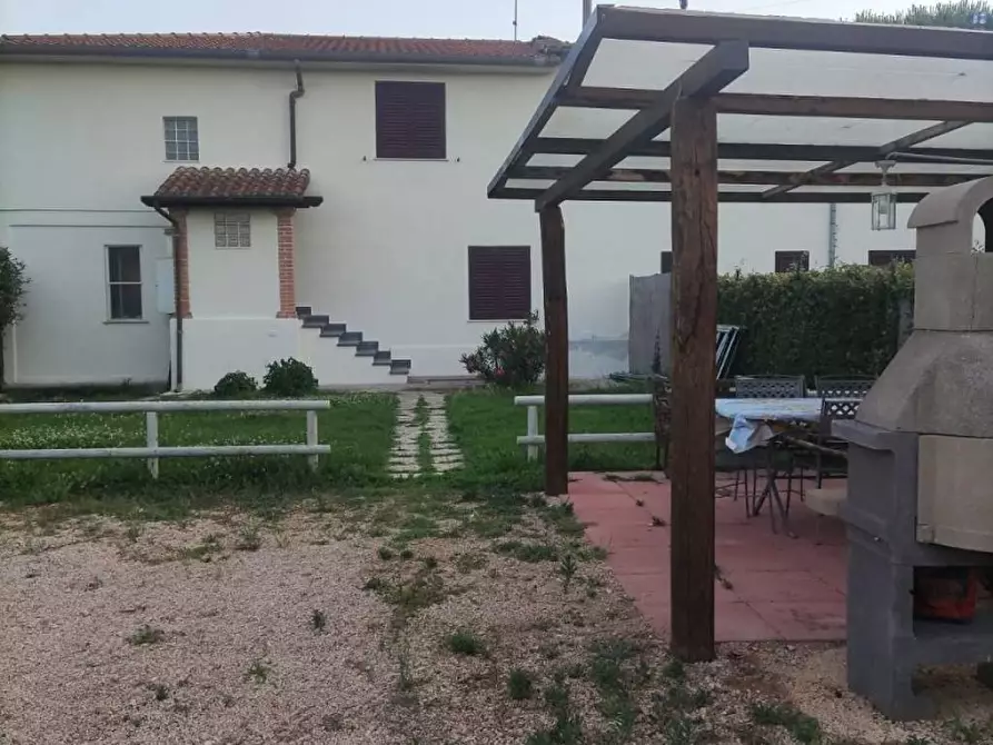 Immagine 2 di Rustico / casale in affitto  in Strada Querciolare 37 a Montalto Di Castro