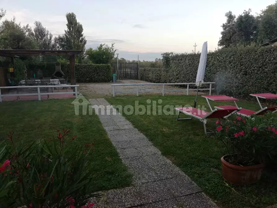 Immagine 4 di Rustico / casale in affitto  in Strada Querciolare 37 a Montalto Di Castro