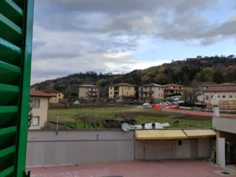 Immagine 12 di Appartamento in vendita  in PIAZZA DANTE ALIGHIERI a Reggello