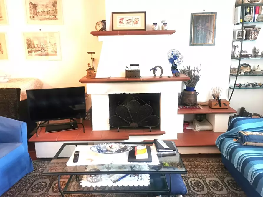 Immagine 2 di Appartamento in vendita  in PIAZZA DANTE a Borgo San Lorenzo