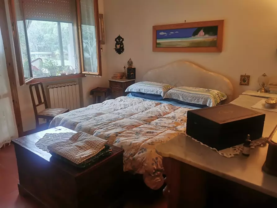 Immagine 5 di Appartamento in vendita  in PIAZZA DANTE a Borgo San Lorenzo