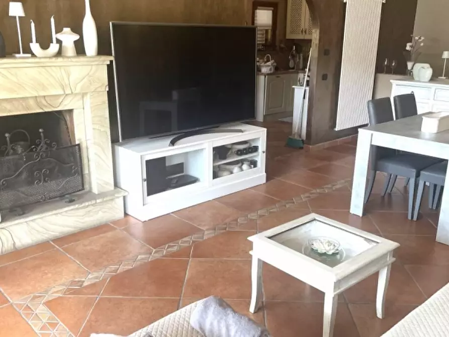 Immagine 6 di Villa in vendita  in VIA ROMA 50038 a Scarperia E San Piero