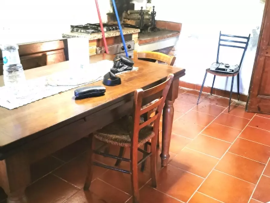 Immagine 2 di Appartamento in vendita  in PIAZZA COLONNA 54 a Scarperia E San Piero