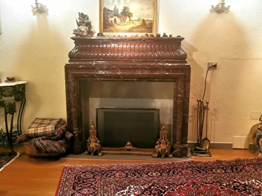 Immagine 4 di Appartamento in vendita  in PIAZZA DANTE ALIGHIERI 54 a Borgo San Lorenzo