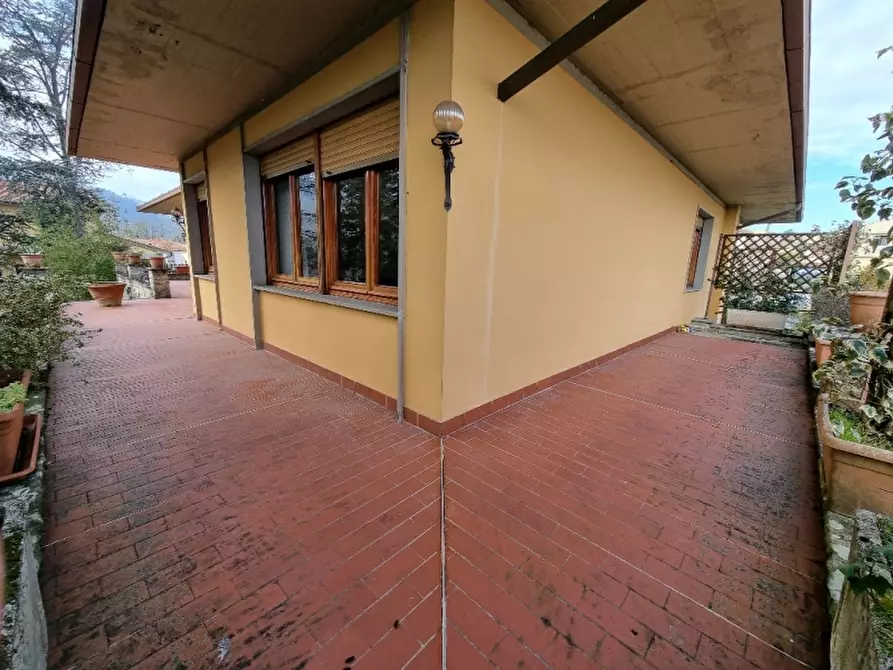 Immagine 13 di Villa in vendita  in Viale Beato Angelico 50039 a Vicchio