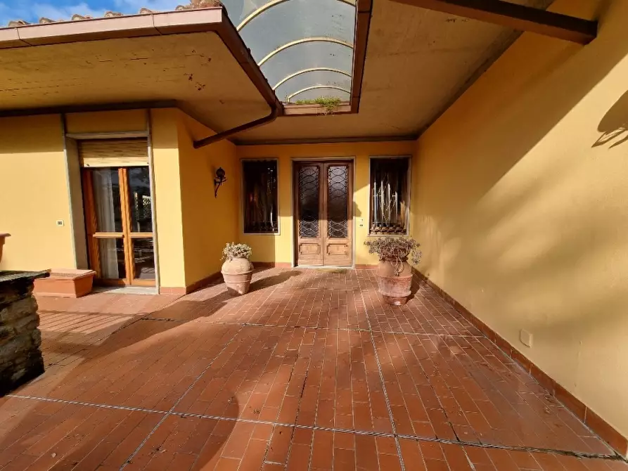 Immagine 22 di Villa in vendita  in Viale Beato Angelico 50039 a Vicchio
