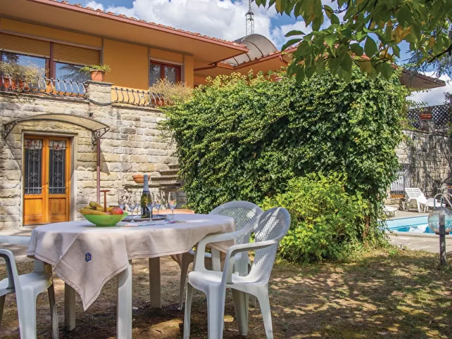 Immagine 4 di Villa in vendita  in Viale Beato Angelico 50039 a Vicchio