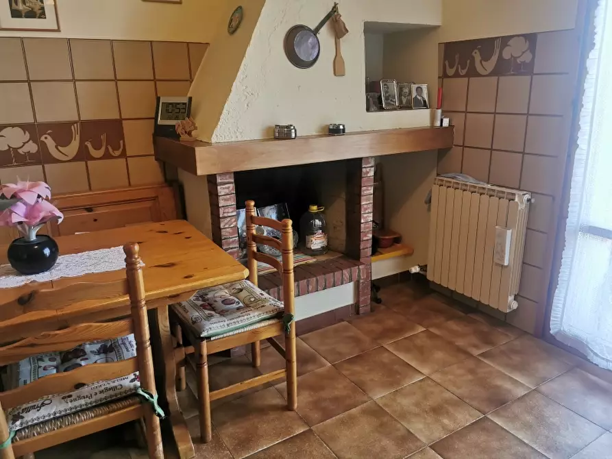 Immagine 2 di Appartamento in vendita  in VIALE KENNEDY a Scarperia E San Piero