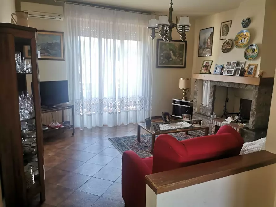 Immagine 6 di Appartamento in vendita  in VIALE KENNEDY a Scarperia E San Piero