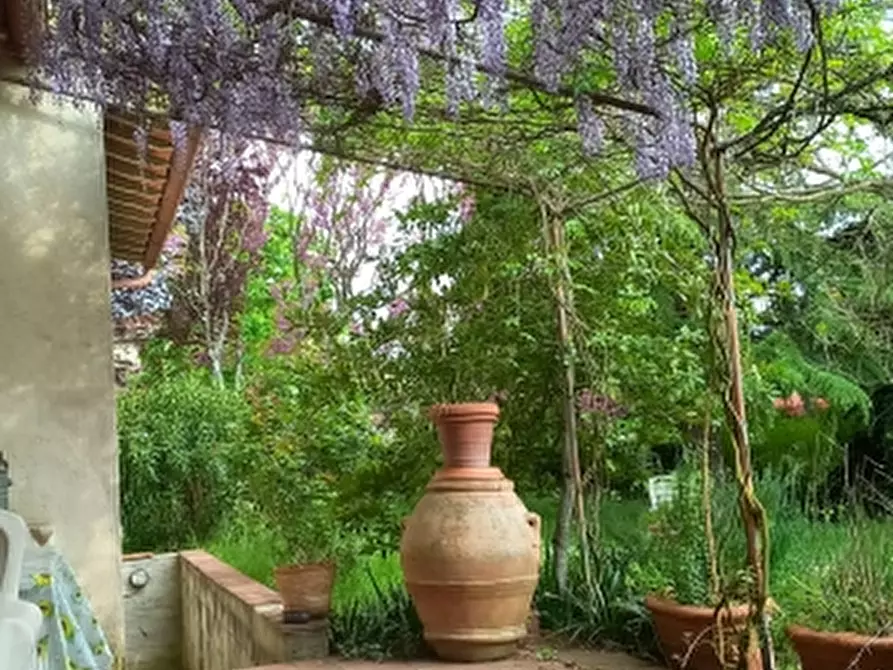 Immagine 1 di Villa in vendita  in VIALE KENNEDY 50038 a Borgo San Lorenzo