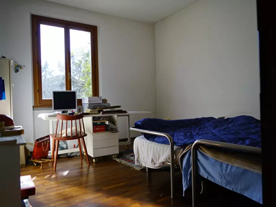 Immagine 12 di Villa in vendita  in VIALE KENNEDY 50038 a Borgo San Lorenzo