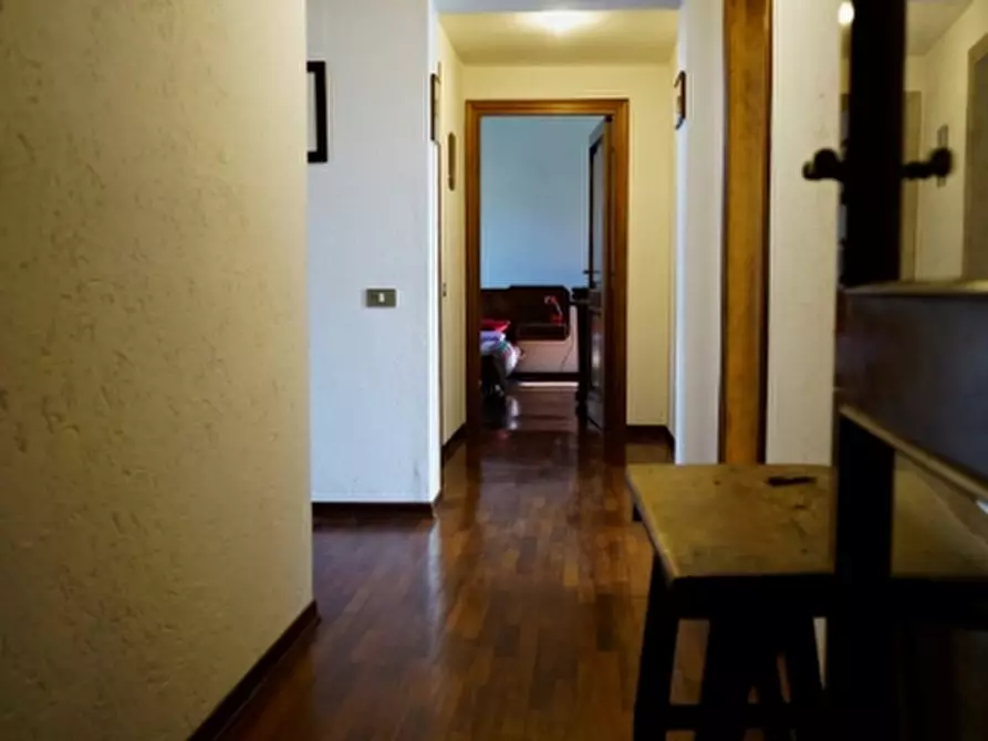 Immagine 13 di Villa in vendita  in VIALE KENNEDY 50038 a Borgo San Lorenzo