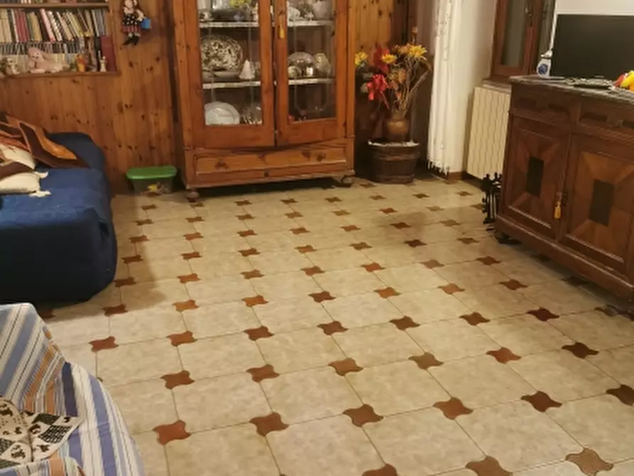 Immagine 3 di Appartamento in vendita  in PIAZZA DANTE ALIGHIERI 54 a Borgo San Lorenzo