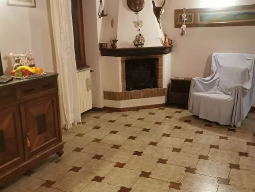 Immagine 5 di Appartamento in vendita  in PIAZZA DANTE ALIGHIERI 54 a Borgo San Lorenzo