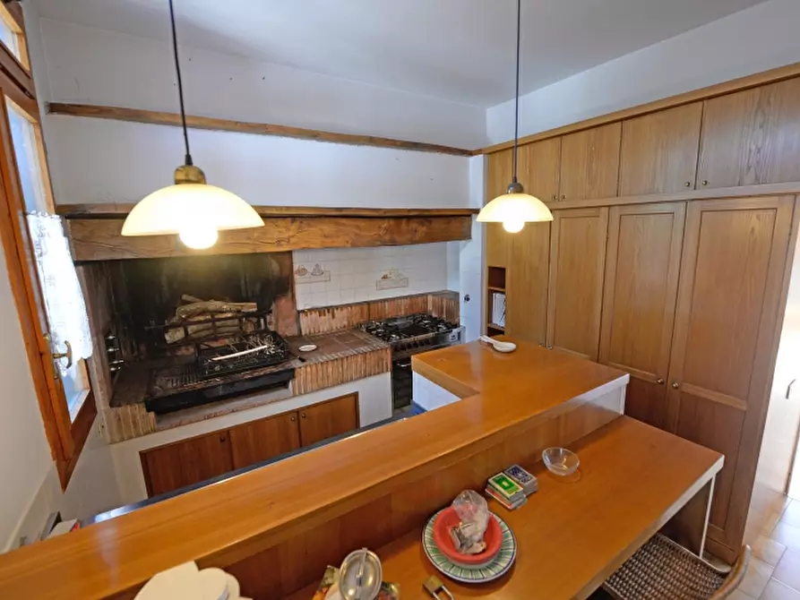 Immagine 24 di Villa in vendita  in PIAZZA DANTE a Borgo San Lorenzo