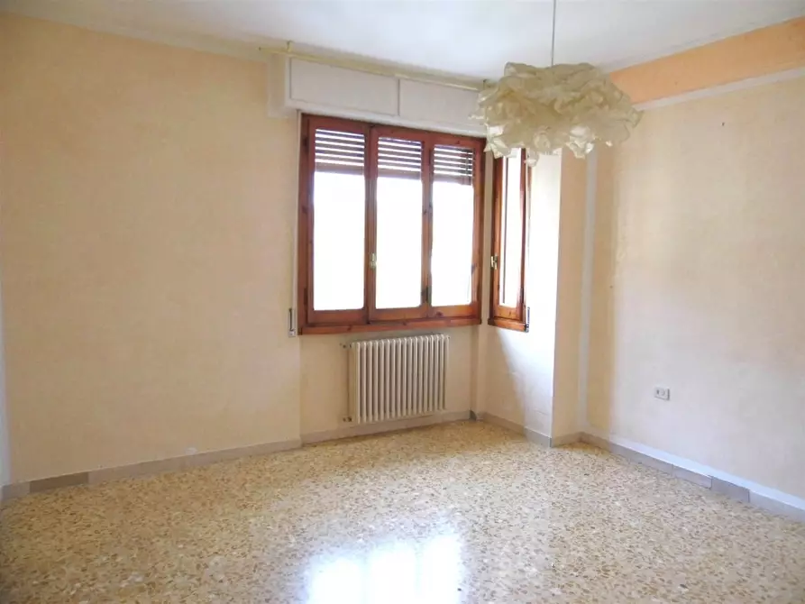 Immagine 6 di Appartamento in vendita  in PIAZZA DANTE 54 a Borgo San Lorenzo