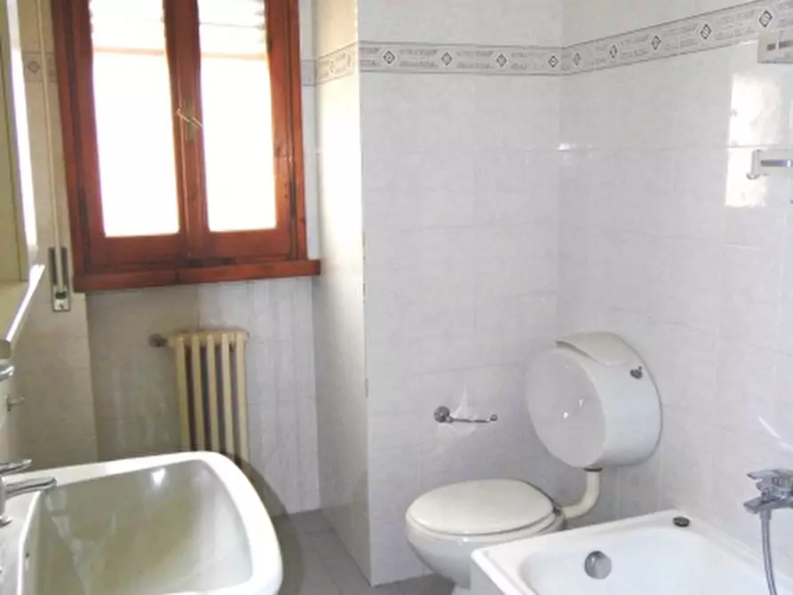 Immagine 8 di Appartamento in vendita  in PIAZZA DANTE 54 a Borgo San Lorenzo