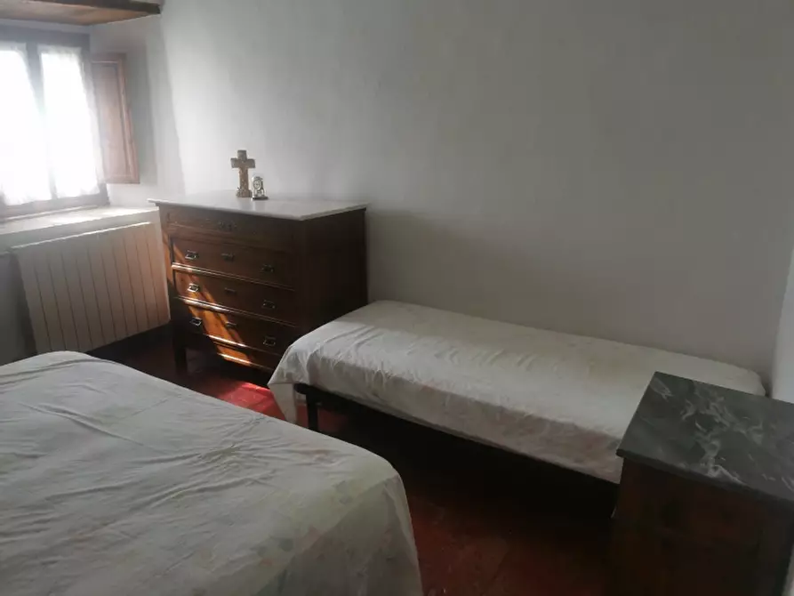 Immagine 10 di Casa colonica in vendita  in VIA ROMA a Rufina