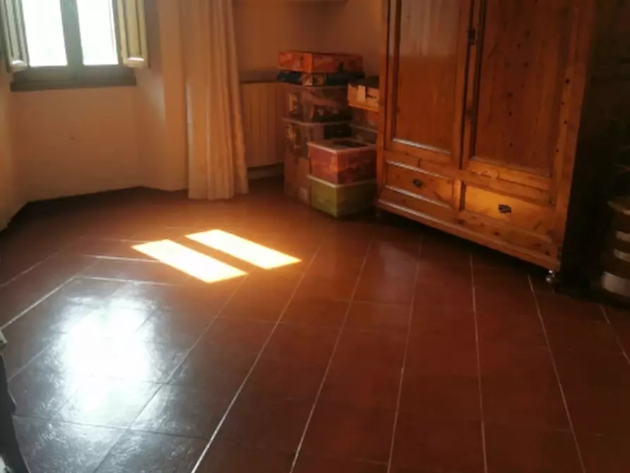 Immagine 23 di Casa colonica in vendita  in VIA ROMA a Rufina