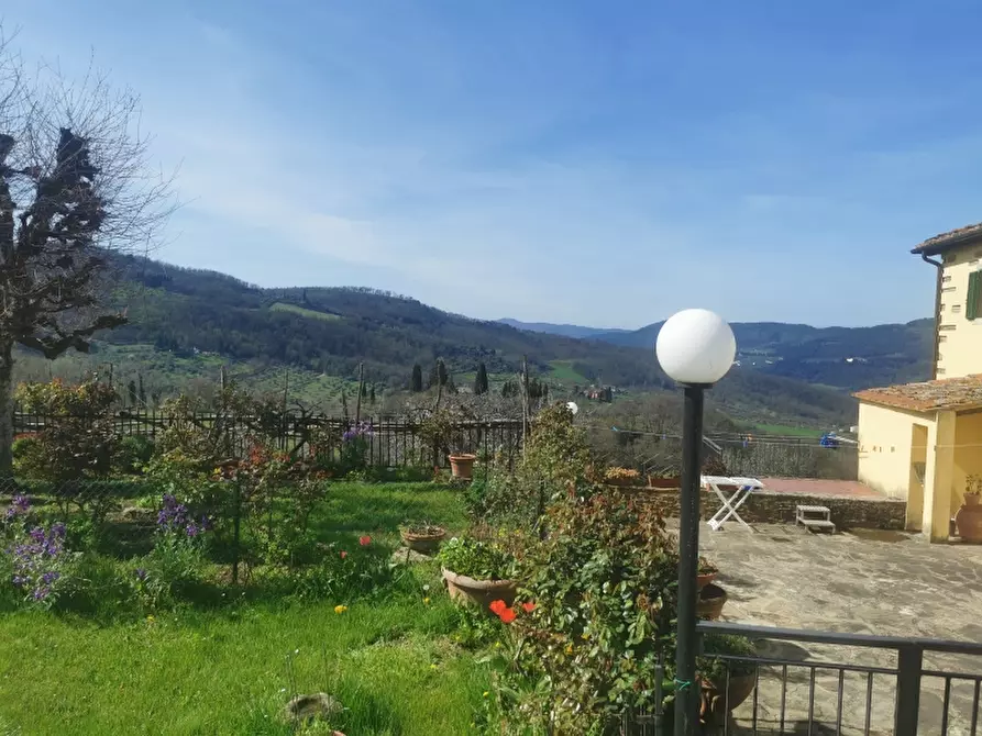 Immagine 2 di Casa colonica in vendita  in VIA ROMA a Rufina