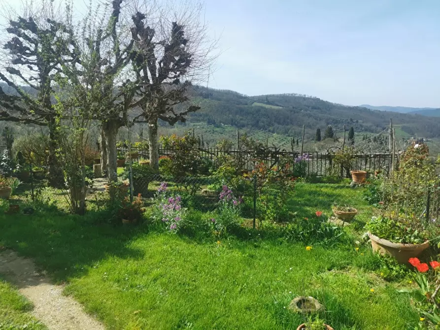 Immagine 3 di Casa colonica in vendita  in VIA ROMA a Rufina