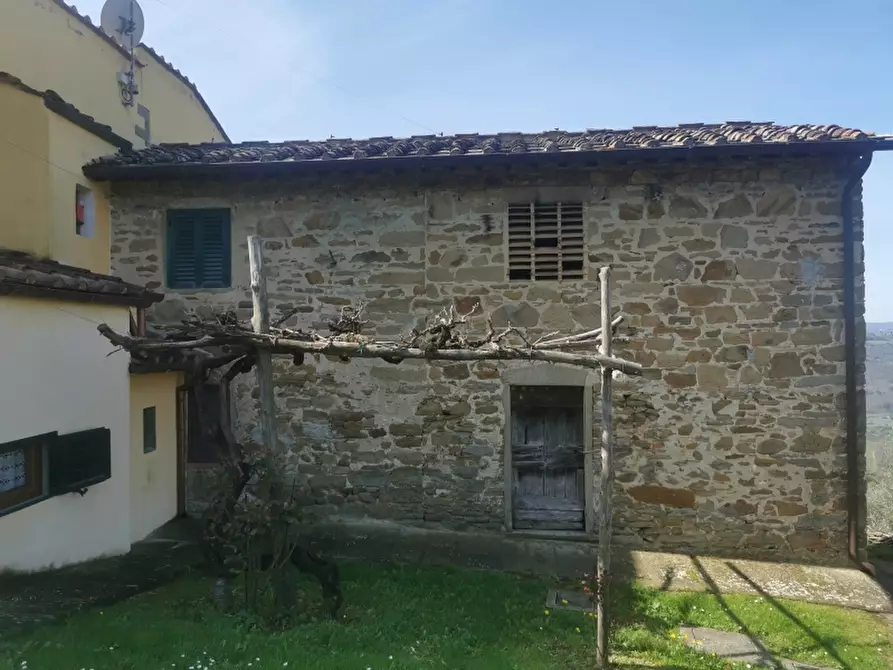 Immagine 27 di Casa colonica in vendita  in VIA ROMA a Rufina