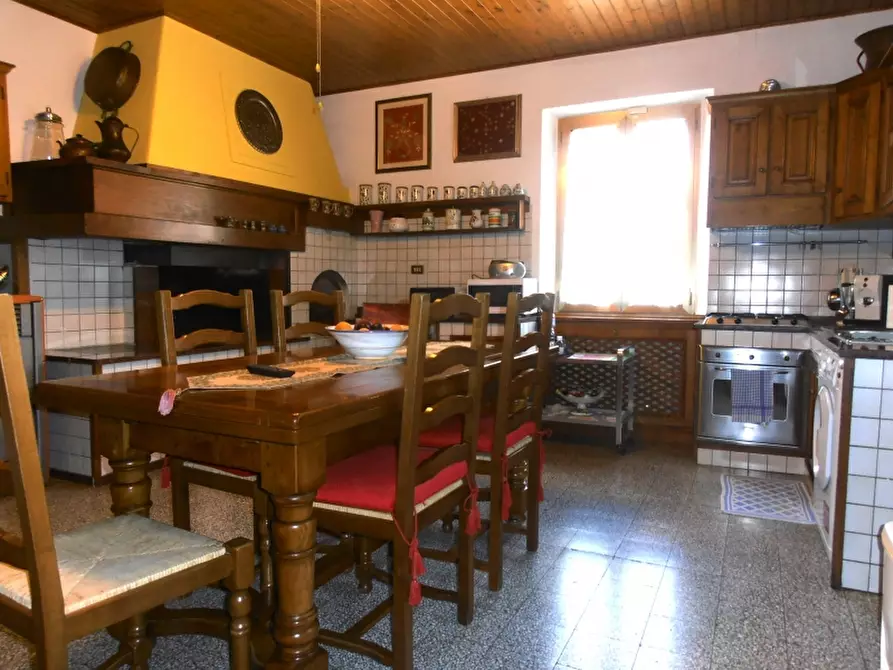 Immagine 4 di Appartamento in vendita  in VIA BOLOGNESE 50038 a Scarperia E San Piero