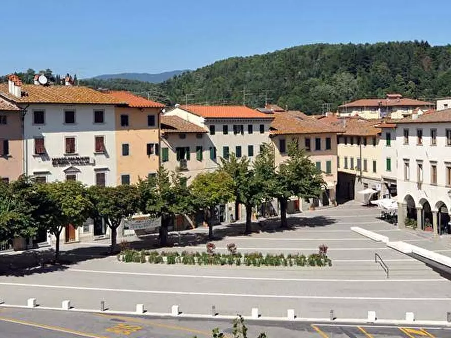 Immagine 1 di Villa in vendita  in PIAZZA CAVOUR 54 a Barberino Di Mugello