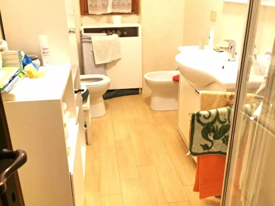 Immagine 9 di Appartamento in vendita  in SAGGINALE a Vicchio