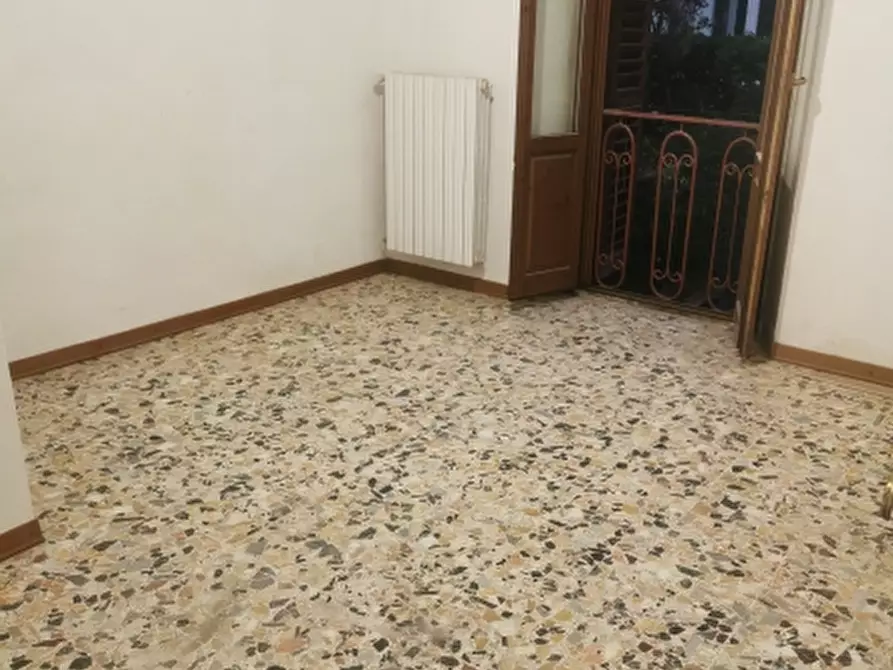Immagine 7 di Appartamento in vendita  in PIAZZA DANTE ALIGHIERI 54 a Borgo San Lorenzo