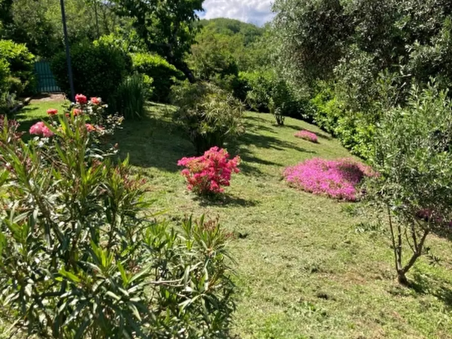 Immagine 19 di Casa colonica in vendita  in PIAZZA DANTE ALIGHIERI a Borgo San Lorenzo