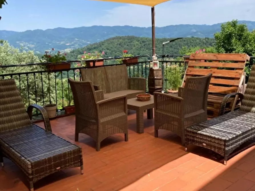 Immagine 4 di Casa colonica in vendita  in PIAZZA DANTE ALIGHIERI a Borgo San Lorenzo