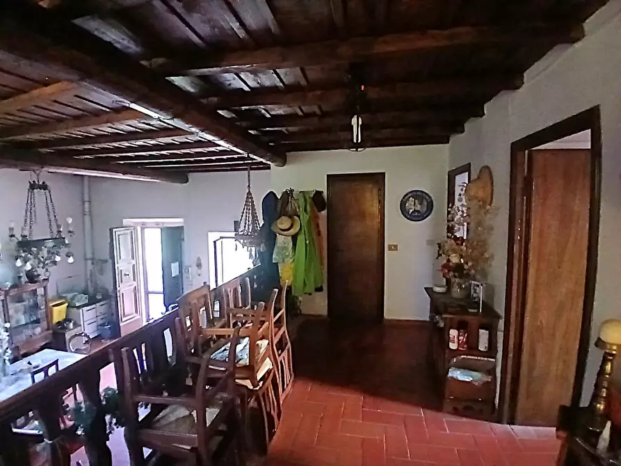 Immagine 9 di Casa colonica in vendita  in PIAZZA DANTE ALIGHIERI a Borgo San Lorenzo