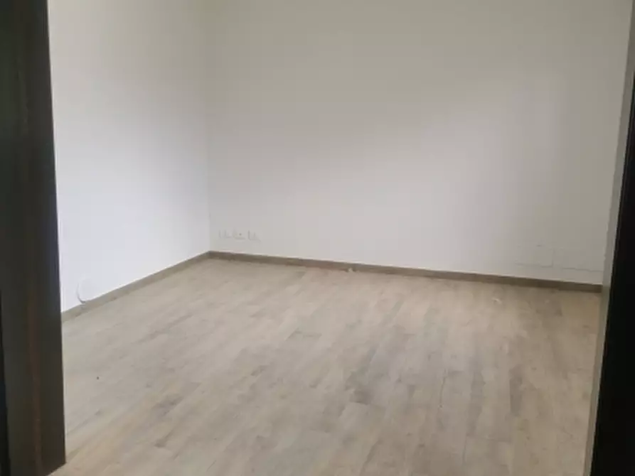 Immagine 18 di Casa colonica in vendita  in PIAZZA DANTE ALIGHIERI a Borgo San Lorenzo