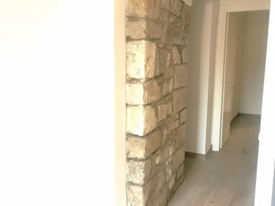 Immagine 3 di Casa colonica in vendita  in PIAZZA DANTE ALIGHIERI a Borgo San Lorenzo