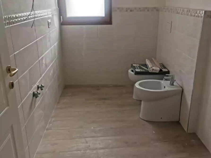 Immagine 20 di Casa colonica in vendita  in PIAZZA DANTE ALIGHIERI a Borgo San Lorenzo