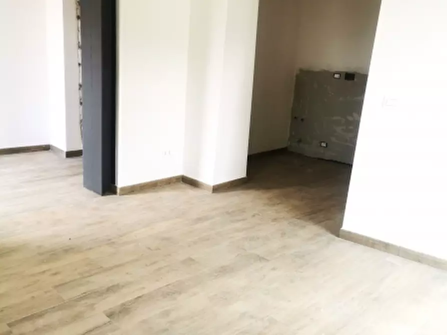 Immagine 7 di Casa colonica in vendita  in PIAZZA DANTE ALIGHIERI a Borgo San Lorenzo