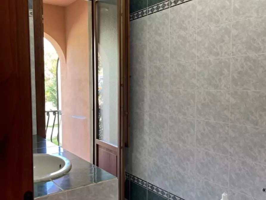 Immagine 15 di Villetta a schiera in vendita  in GIANI 54 a Dicomano