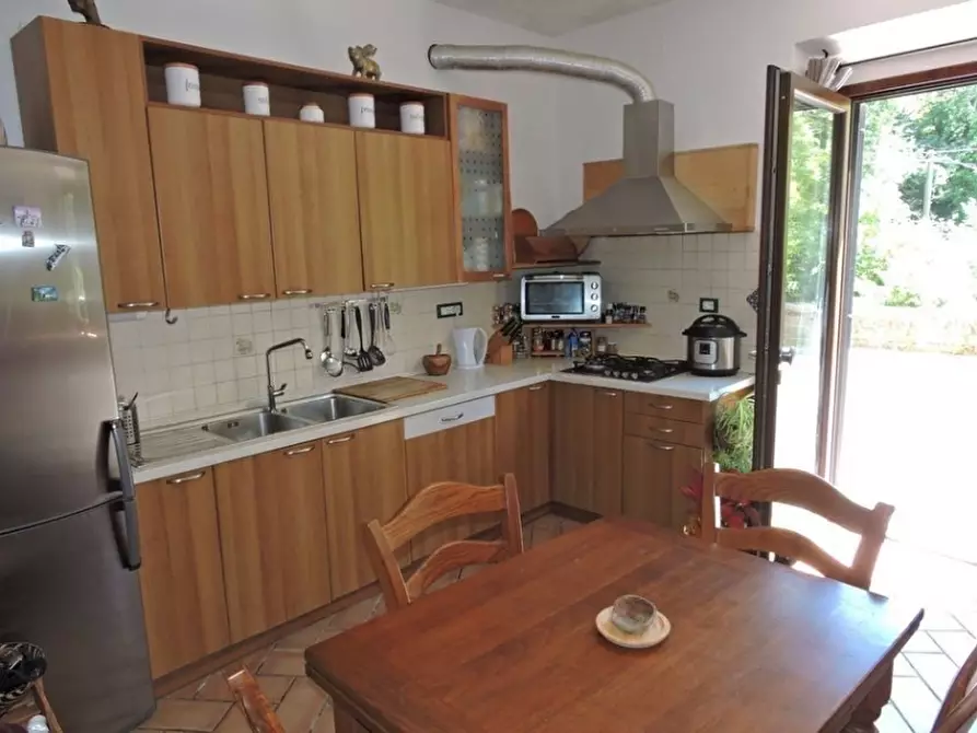 Immagine 2 di Villetta a schiera in vendita  in PIAZZA DANTE ALIGHIERI a Borgo San Lorenzo