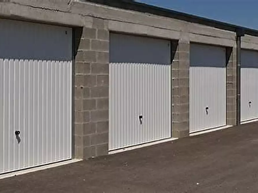 Immagine 1 di Box auto in vendita  in PIAZZA DANTE ALIGHIERI a Borgo San Lorenzo